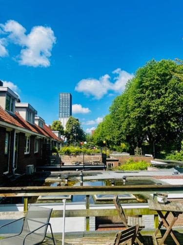 Tilburg Apartment | 3 Sk Apt With Roof Terracespoorparkeftelinguvt