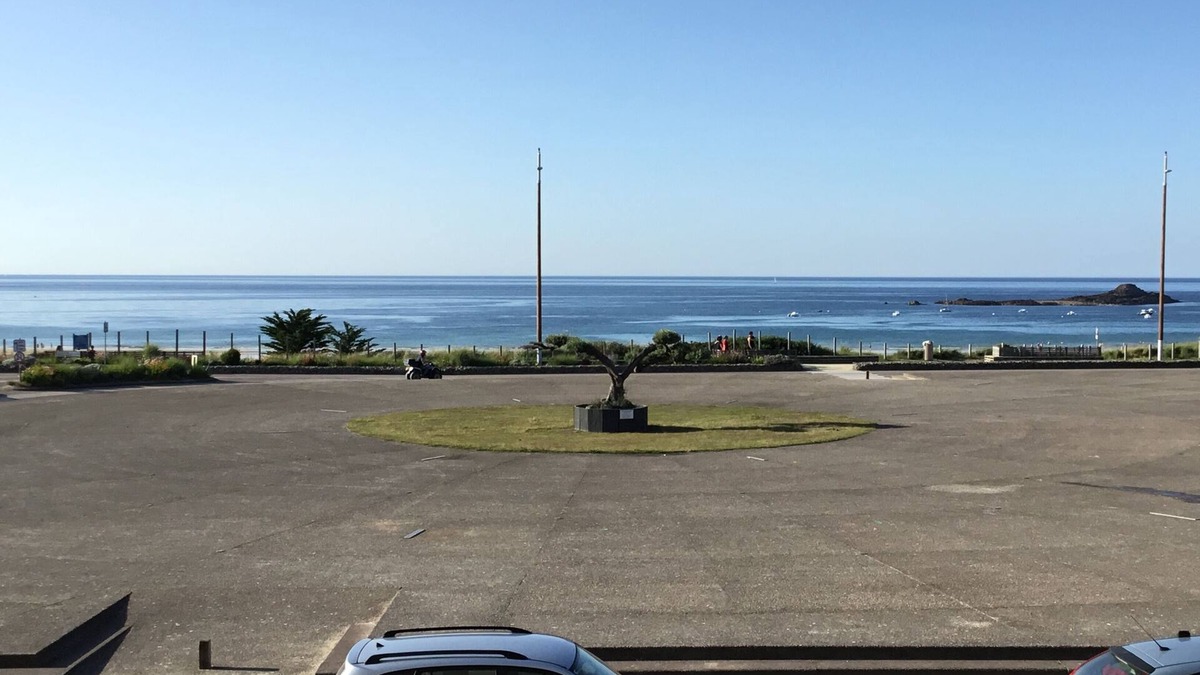 Sables-d'Or-les-Pins Apartment | 3-star furnished holiday home in Sables d'Or - mer view - Wi-fi - Free parking