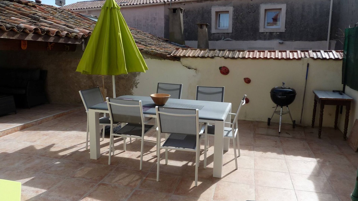 Marseillan House | 3 * Traditional Village House in Mediterranean Fishing Port