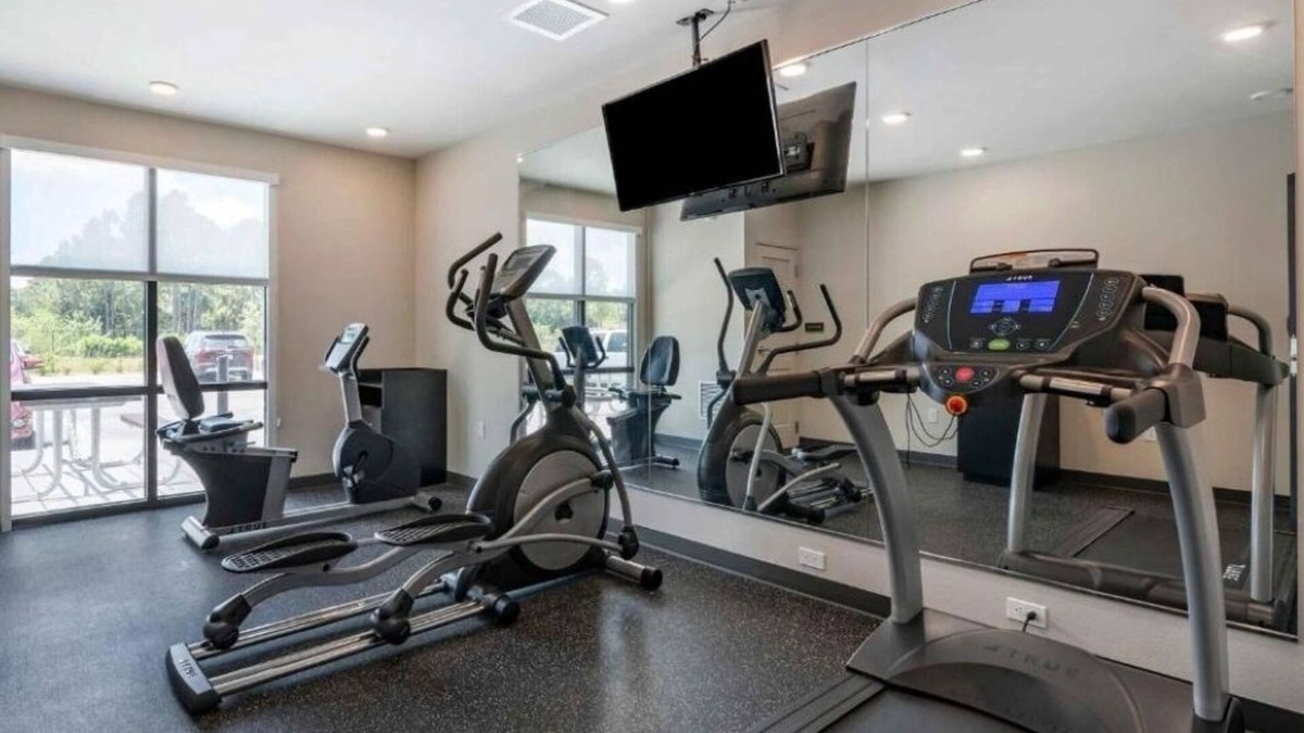 Sparks Hotel | 3 Units | Premier Suites in Sparks | Near Reno Airport