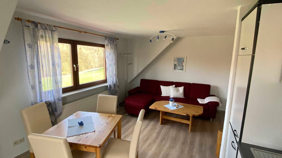 Bringhausen Apartment | 3 White Stone - House Bergblick