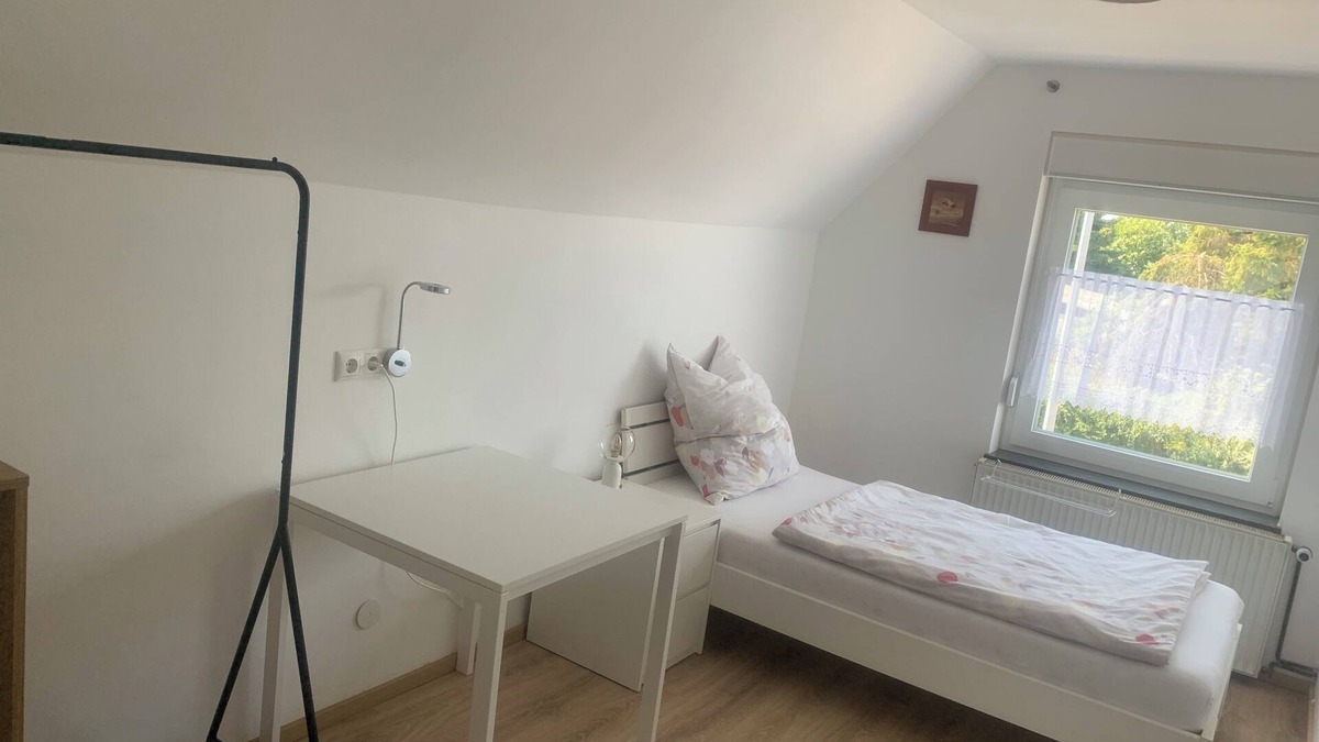 Magdeburg Apartment | 3 Zimmer im Einfamilienhaus mit Garten