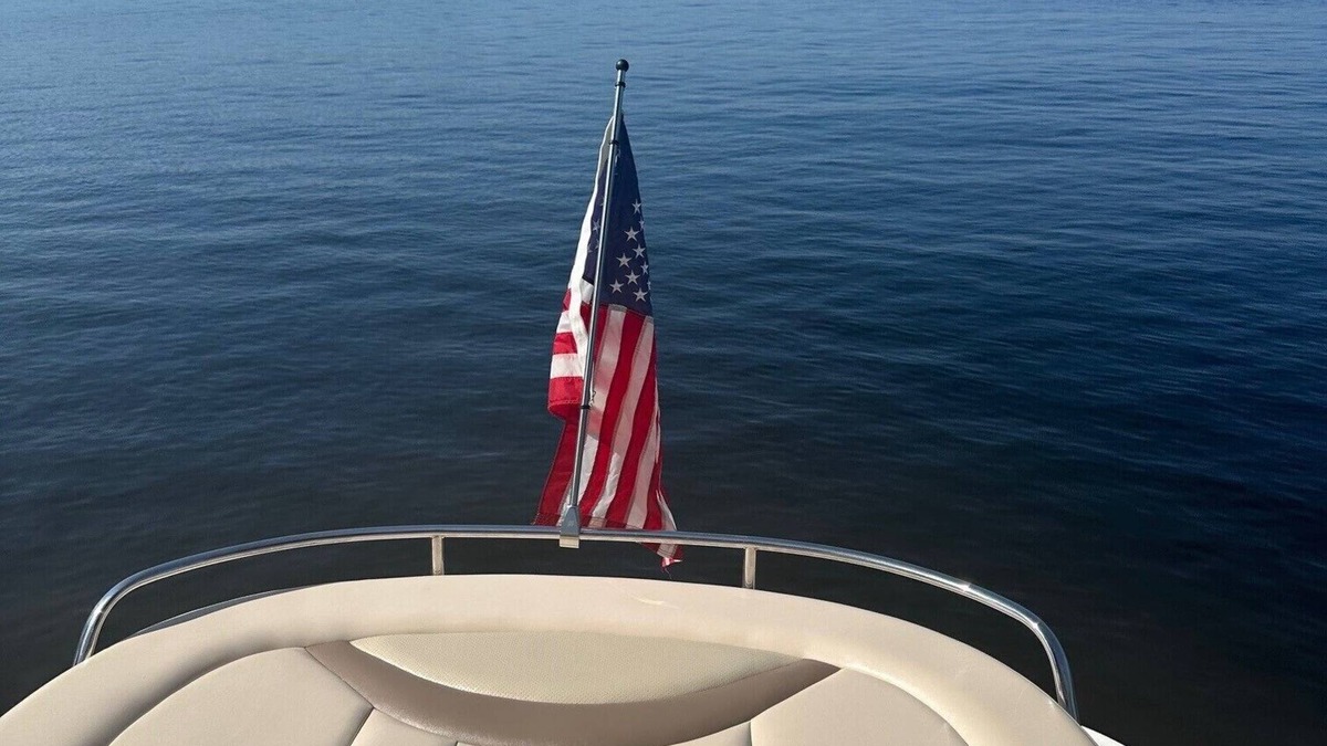 Terrell Boat Rental | 30' Cutty, Dock w/screened porch, big water view! 10 mins to Mooresville LKN