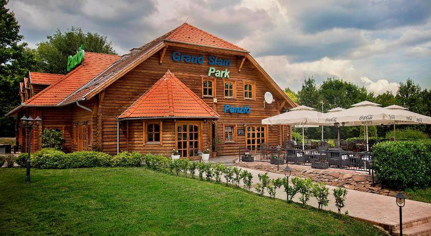 Peterhegy Bed & Breakfast | 30 m² Bed and breakfast ∙ 2 bedrooms ∙ 5 guests
