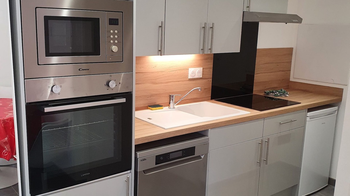 Quartier Saint-Clement - Jardin des Plantes Apartment | 30 m2 furnished apartment near shops and metro