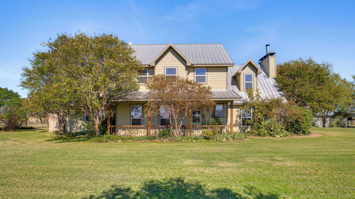 Nemo House | 30 Mi to Fort Worth: Rural Retreat w/Patio!