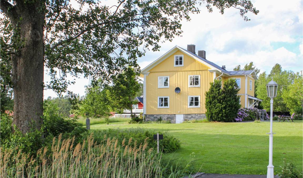 Urshult House | 300 m² House ∙ 6 bedrooms ∙ 12 guests