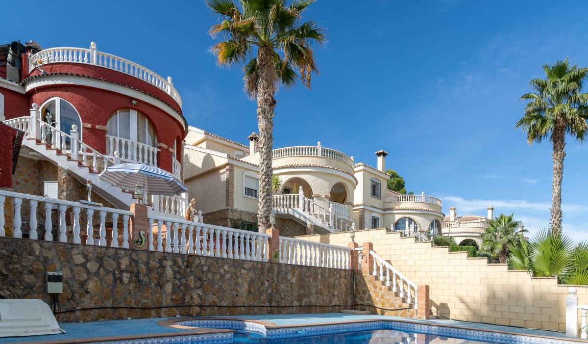 Monforte del Cid House | 300 m² House ∙ 6 bedrooms ∙ 14 guests