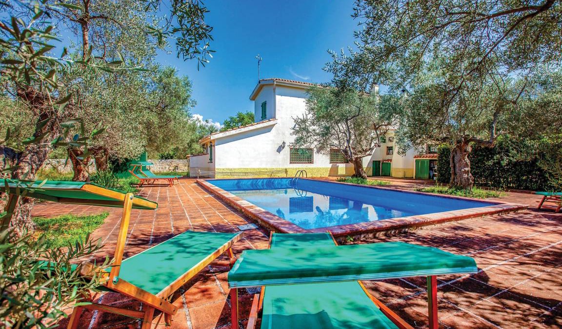 Tocco da Casauria House | 300 m² House ∙ 5 bedrooms ∙ 11 guests