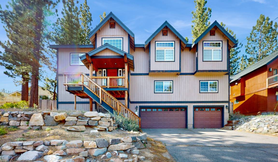 Mountain View Estates House | 300 m² House ∙ 4 bedrooms ∙ 8 guests