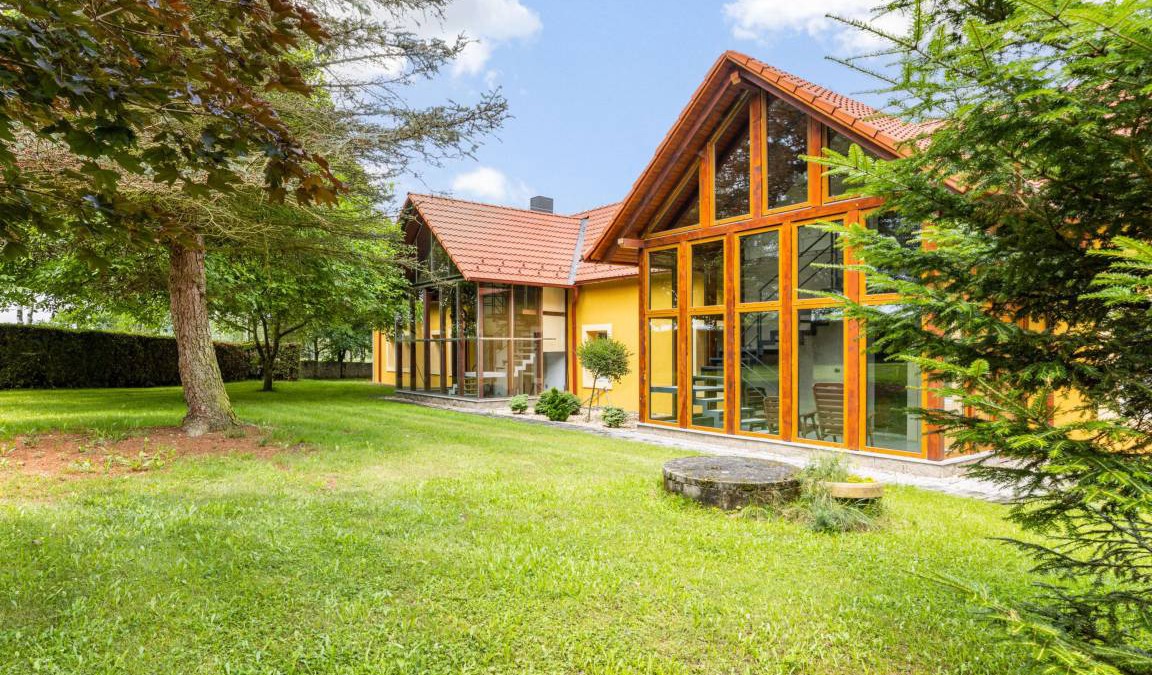 Dolni Bukovsko House | 300 m² House ∙ 1 bedroom ∙ 13 guests