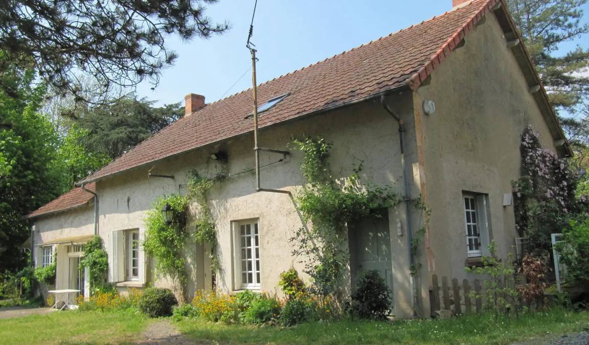Vesdun House | 300 m² House ∙ 4 bedrooms ∙ 6 guests