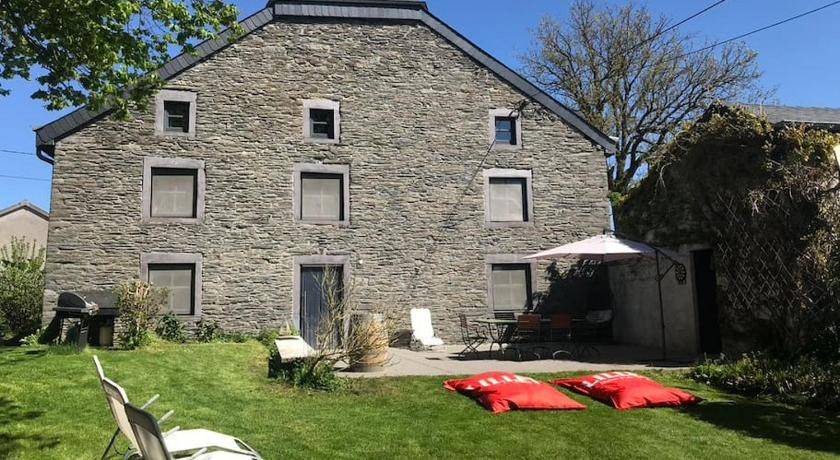 Tavigny Villa | 300 m² Villa ∙ 6 bedrooms ∙ 12 guests