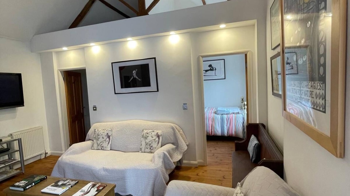 Retford House | 300 year old barn