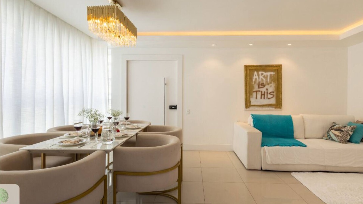 Centro Apartment | 300m from the sea, 3 Suites, 2 Garages