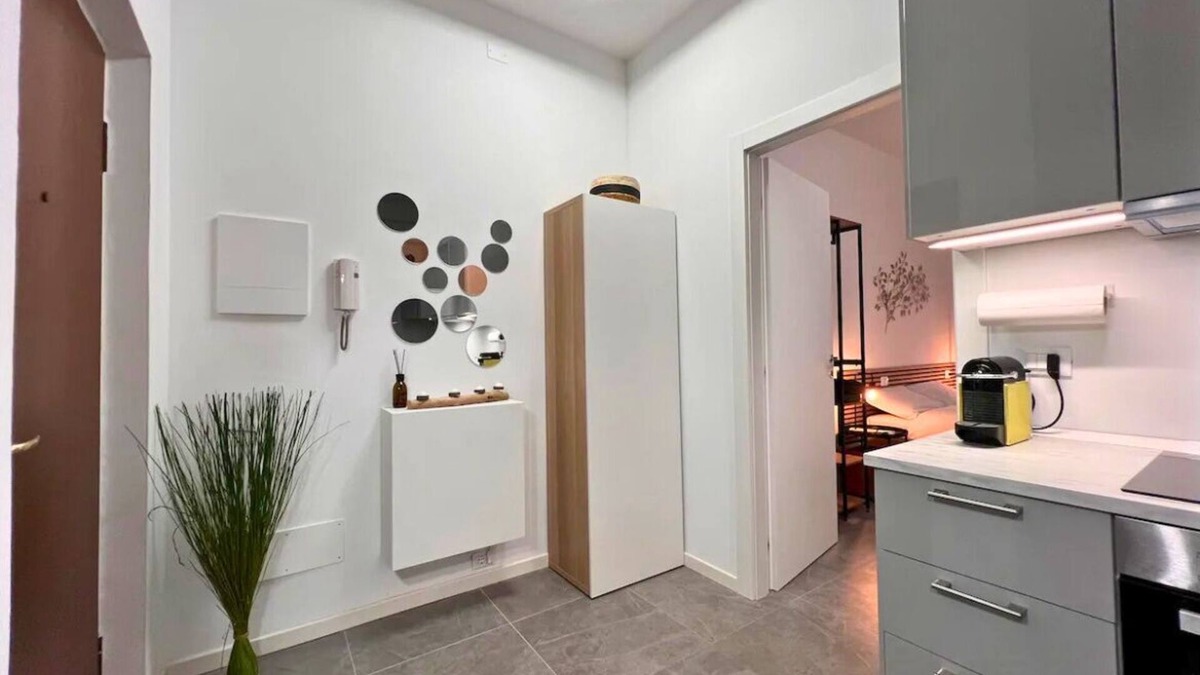 Sud-Ovest Apartment | [300mt Verona Fiera] Residenza Ruffoni