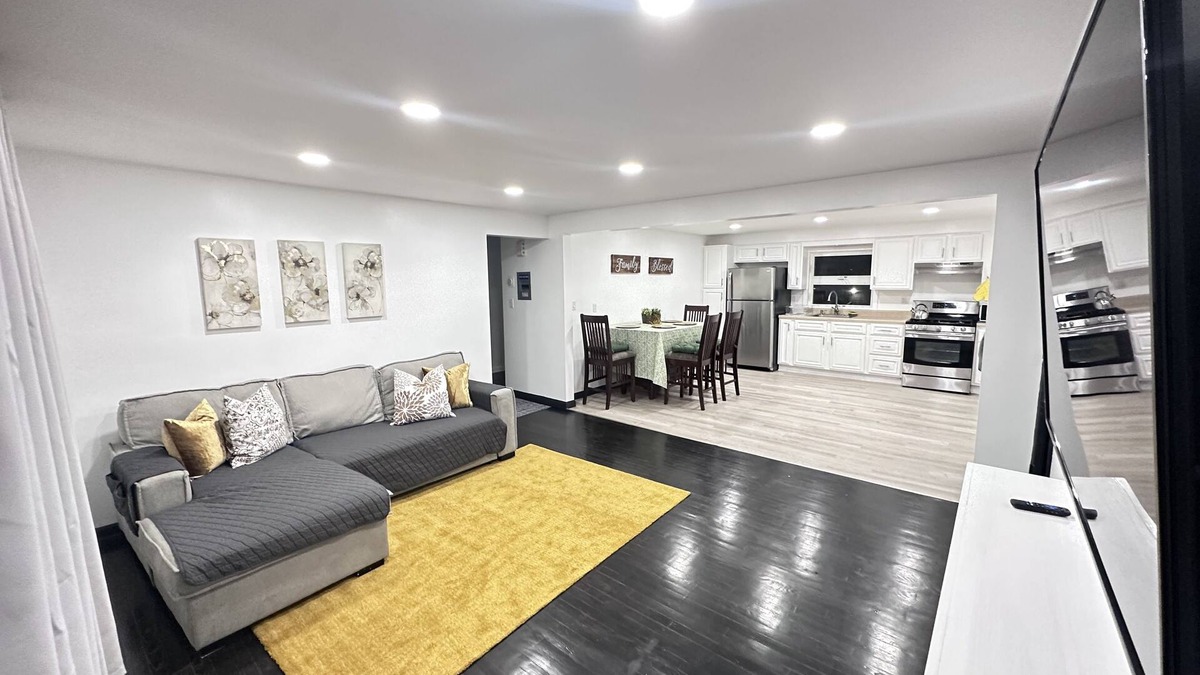 Belleville Apartment | 30minNYC/15minEwR/10minDreamMall&Metlife