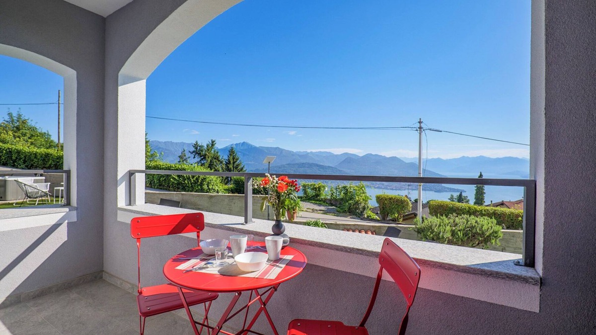Levo Apartment | 3½-room corner apartment with 2 balconies in a residence