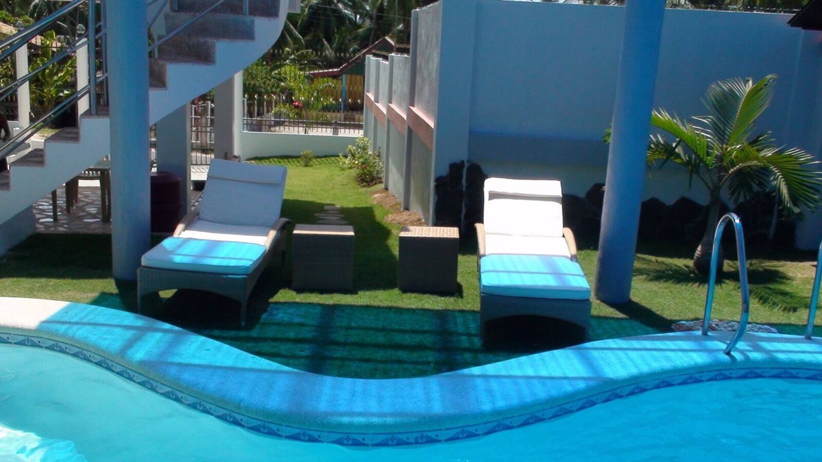 Dalaguete Villa | 314 m2 high-end 2 storey house with private swimming pool. Obong, Dalaguete.
