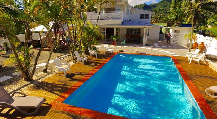 Arorangi House | 314 m² House ∙ 4 bedrooms ∙ 11 guests