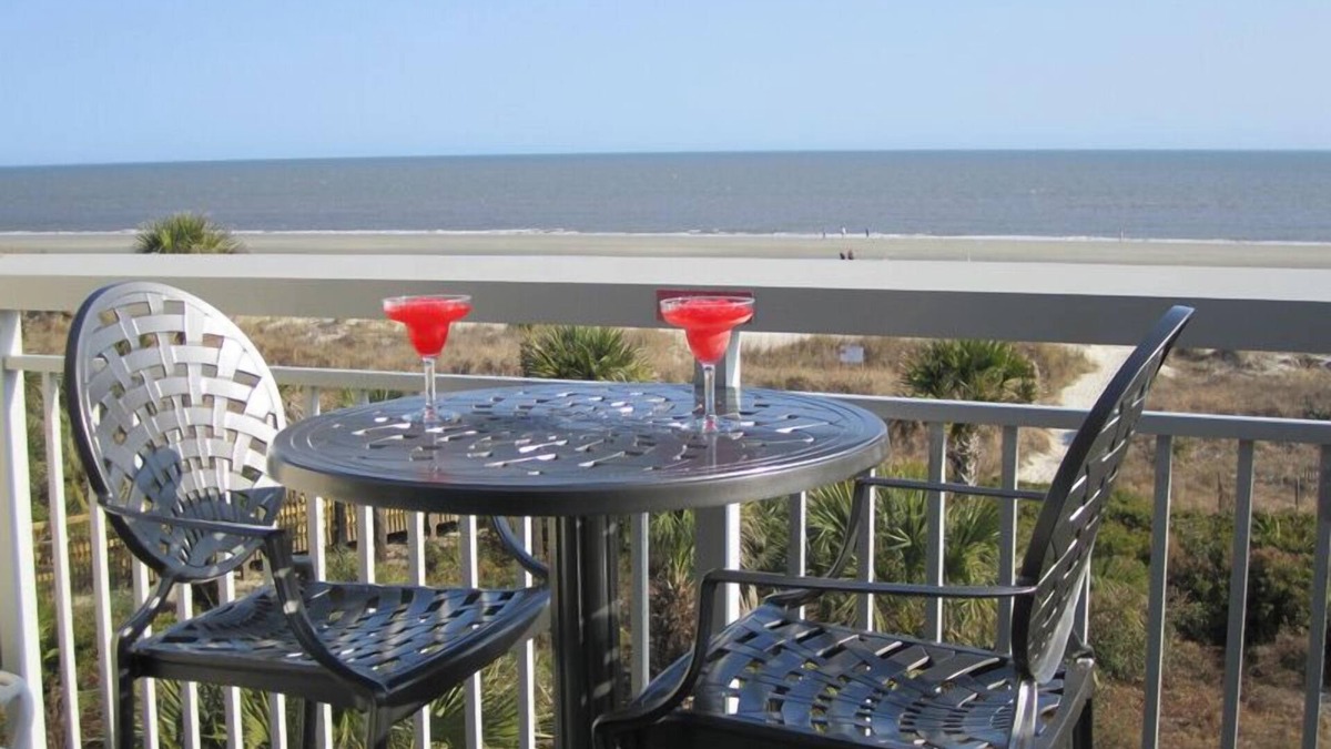 North Forest Beach Condo | 316 Breakers-Direct Ocean Front View-Updated & Highly Rated for Cleanlinessnn