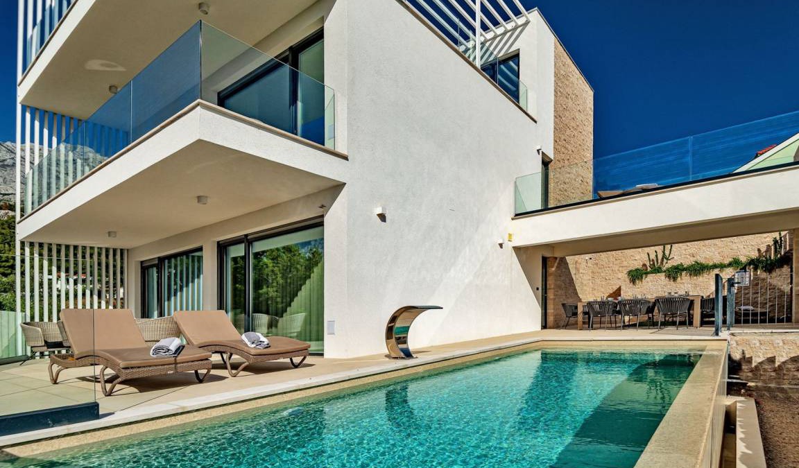 Promajna Villa | 319 m² Villa ∙ 4 bedrooms ∙ 8 guests