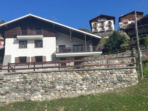 Paquier Ski Chalet | 320 m² Chalet ∙ 6 bedrooms ∙ 14 guests
