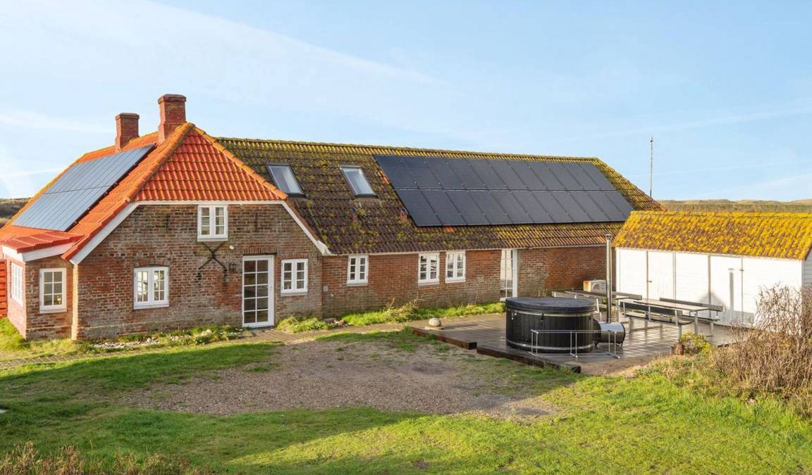Harboore House | 320 m² House ∙ 1 bedroom ∙ 22 guests