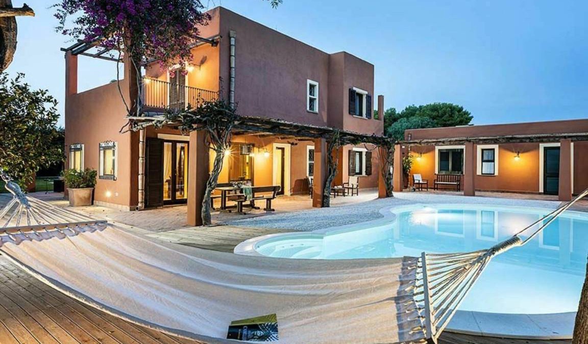 Marsala Villa | 320 m² Villa ∙ 5 bedrooms ∙ 10 guests