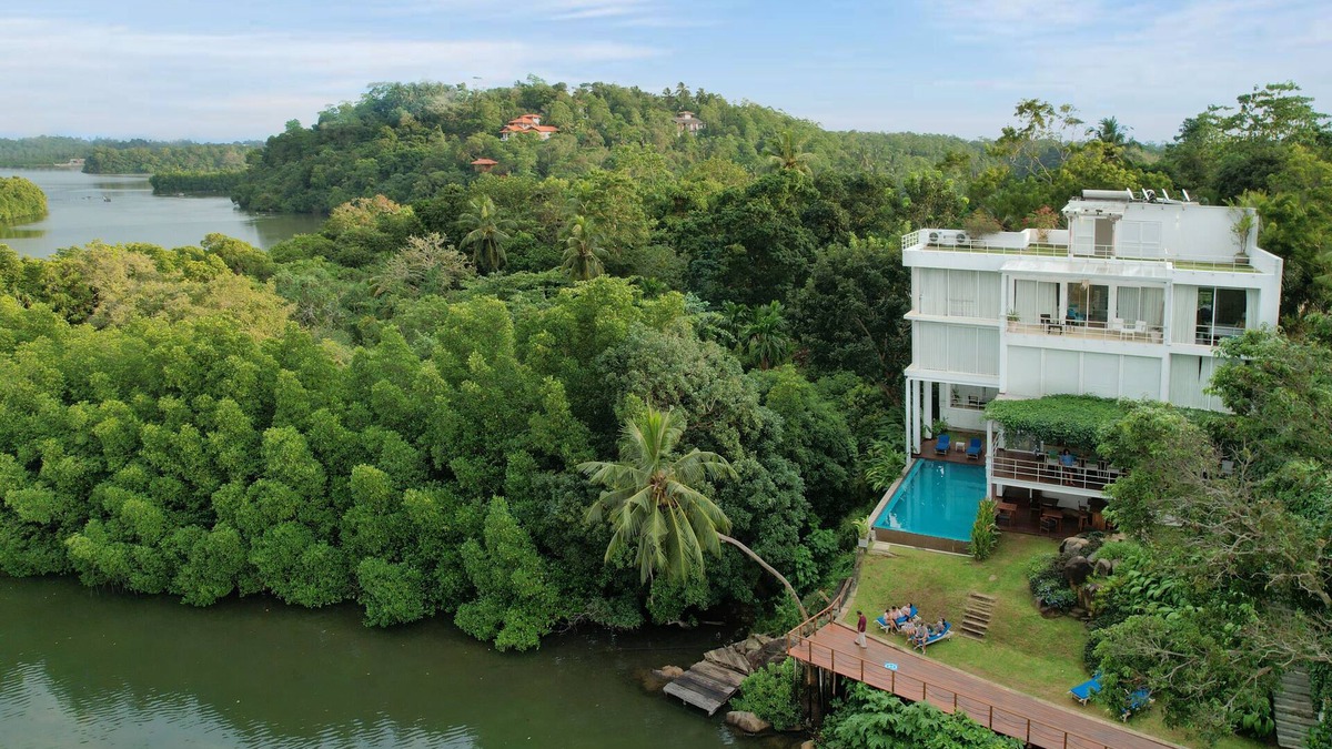 Hikkaduwa Villa | 33 Lake Terrace