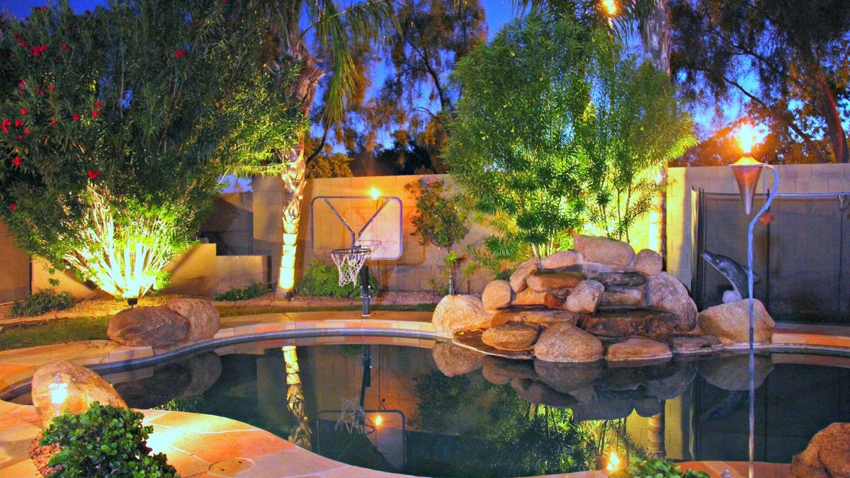 Pecos Park House | 3400+ sf Family Friendly Home With Fenced Pool