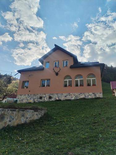 Dambovicioara Bed & Breakfast | 35 m² Bed and breakfast ∙ 4 guests