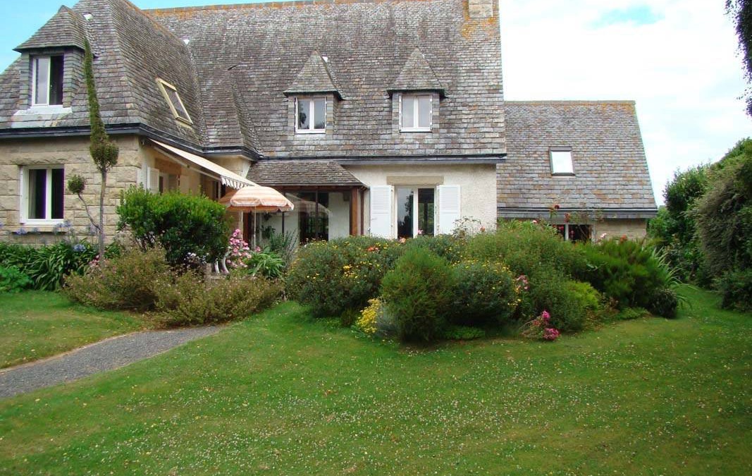 Saint-Quay-Portrieux House | 35 m² Gîte ∙ 1 bedroom ∙ 2 guests