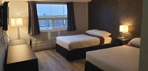 Coronation Hotel | 35 m² Hotel ∙ 4 guests
