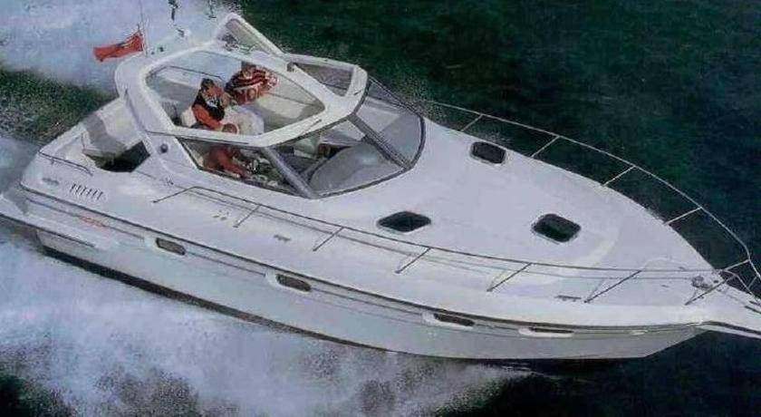 Montalieu-Vercieu Boat Rental | 35 m² Houseboat ∙ 2 bedrooms ∙ 5 guests