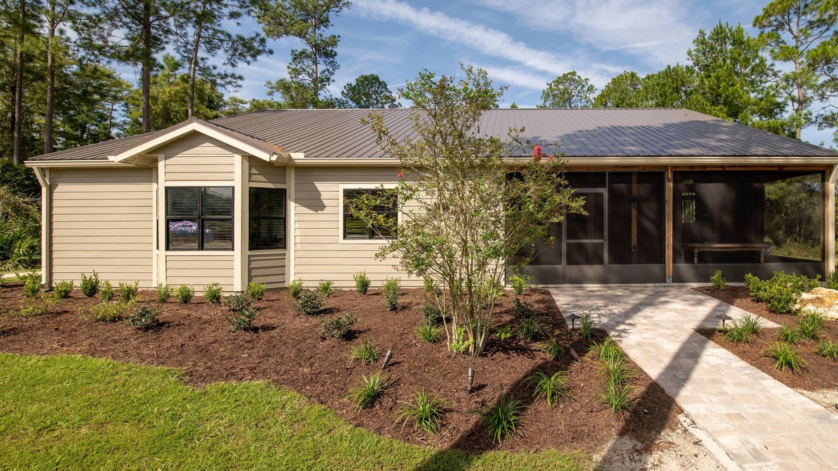 Bronson Cottage | 35 minutes from both Gainesville and Ocala, 20 minutes from HITS