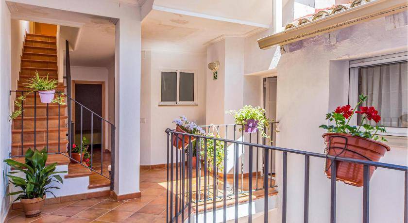 Godelleta House | 350 m² House ∙ 6 bedrooms ∙ 12 guests