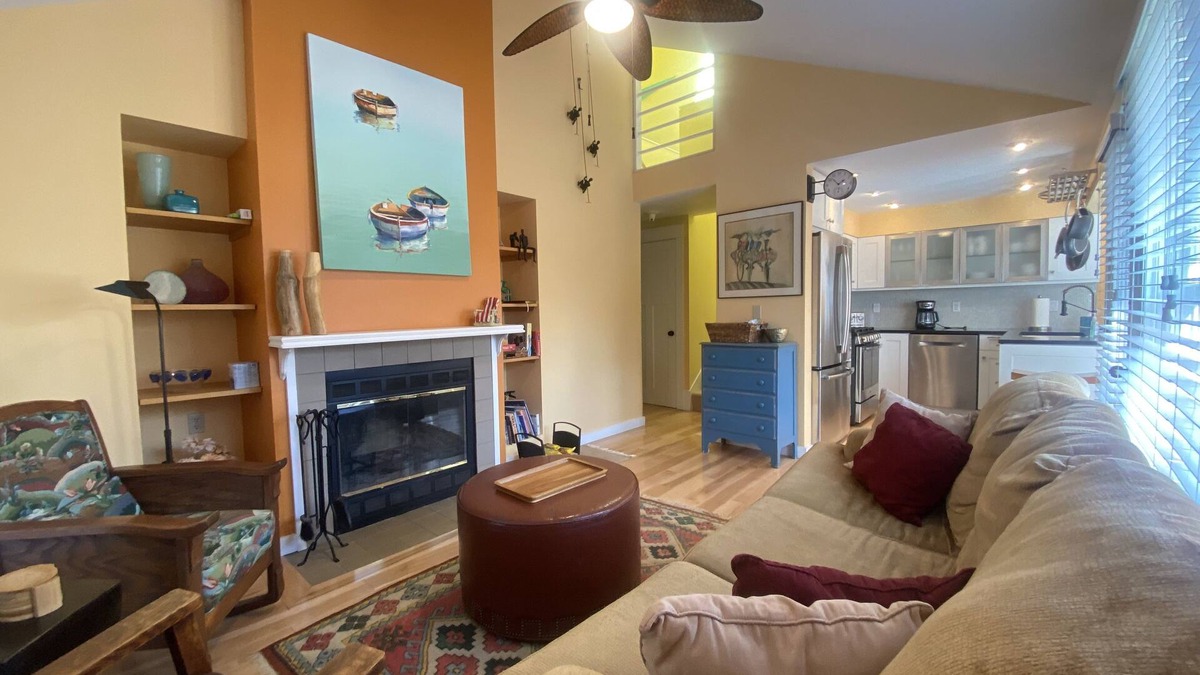 Union Pier Cottage | 350 paces to McKinley St. Beach, Fire Pit, Outdoor shower, Gazebo, Outside Decks