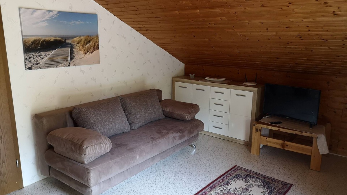 Karlburg Apartment | 35qm große Ferienwohnung mit Balkon