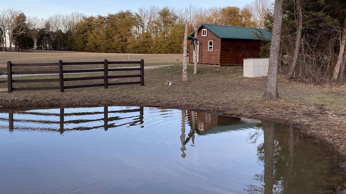 Clarkson Cabin | 36 acre getaway directly on Nolin River!