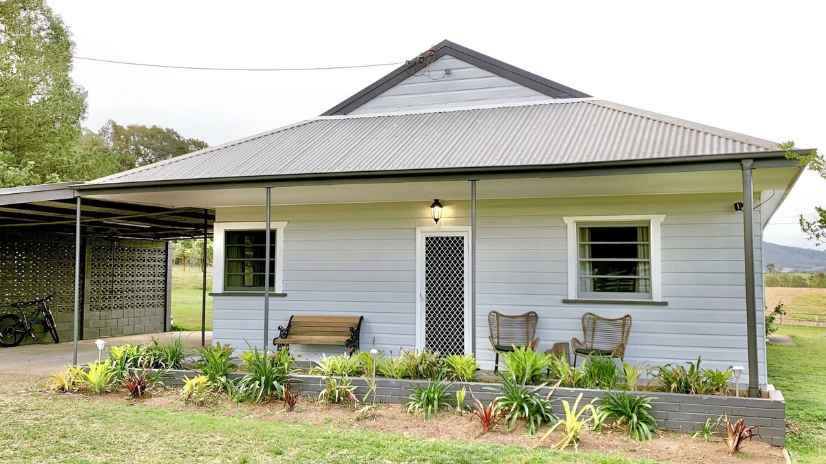 Stanhope Cottage | 36 Acre Hideaway Hunter Valley Cottage