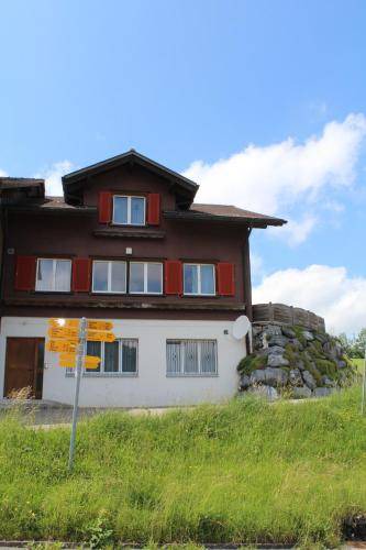 Mosnang Apartment | 36 m² Apartment ∙ 2 bedrooms ∙ 4 guests