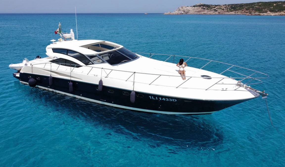 Arzachena Boat Rental | 36 m² Houseboat ∙ 2 bedrooms ∙ 12 guests