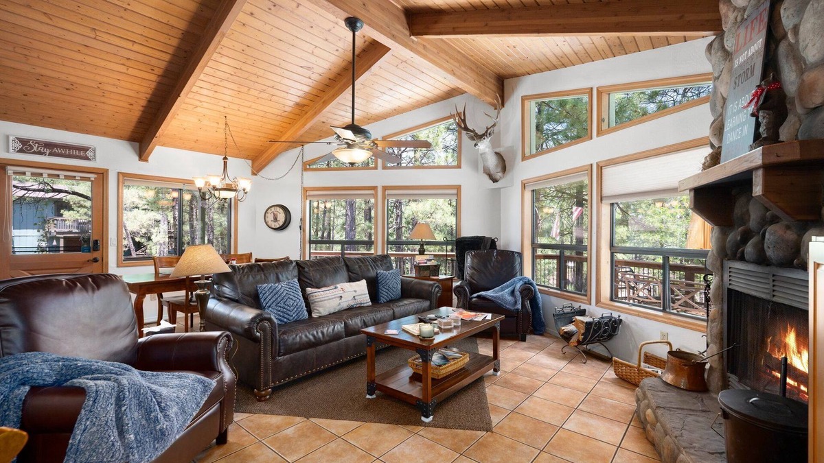 Munds Park Cabin | 360° deck. Come enjoy the sun, shade, stars or snow with your loved ones here.