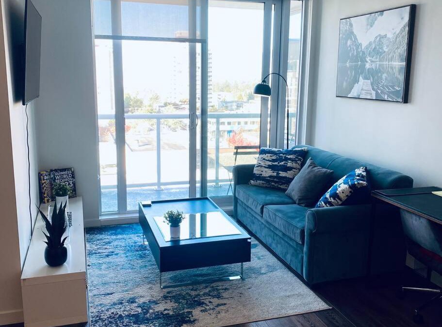 Central Lonsdale Apartment | 360º Rooftop Patio Views. Your-Home-Away-From-Home