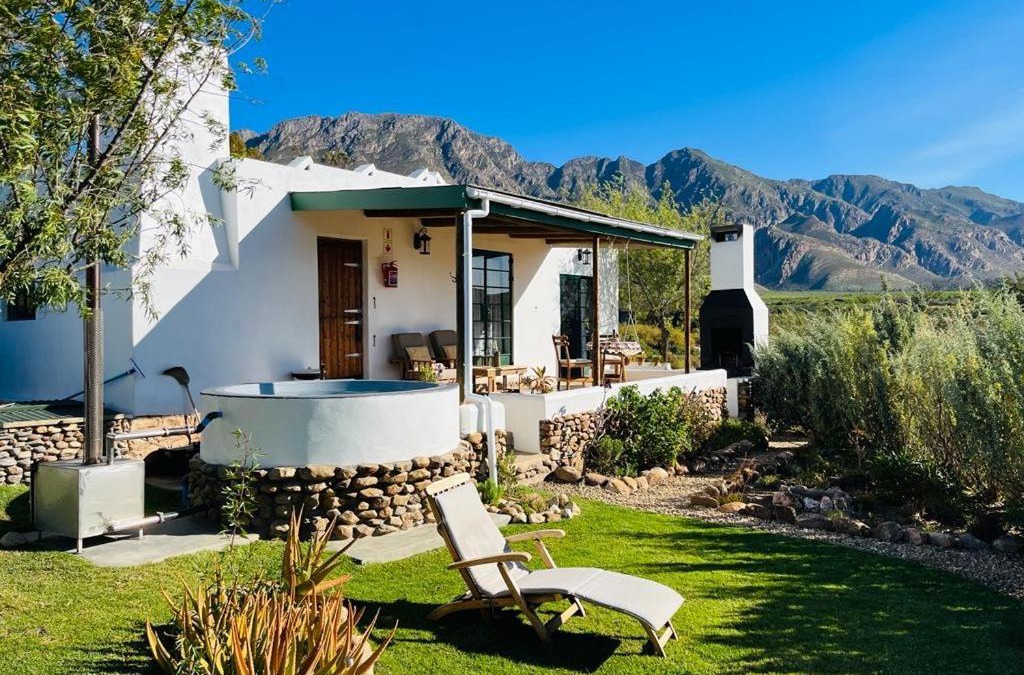 Montagu House | 360on62 Farm Cottages