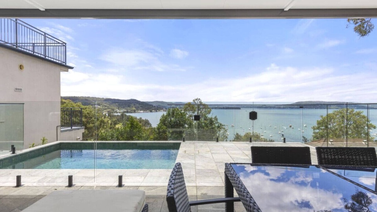 Koolewong House | 365 Days of Kalm I Pano Water Views I Heated Pool