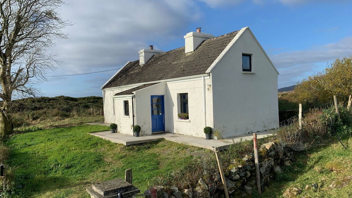 Cashel Apartment | 369 Gowla Cottage, 2 Bedroom, Sleeps 4