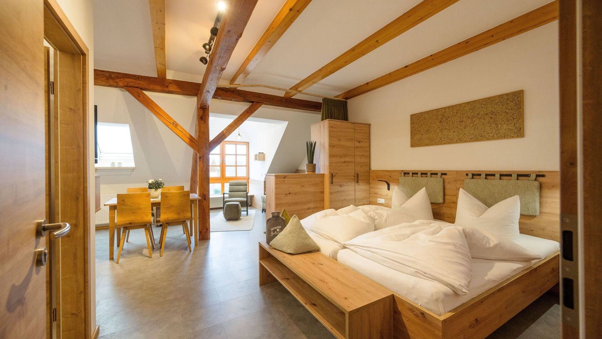 Nittenau Apartment | 36qm-großes Nichtraucher-Appartement im Dachgeschoß