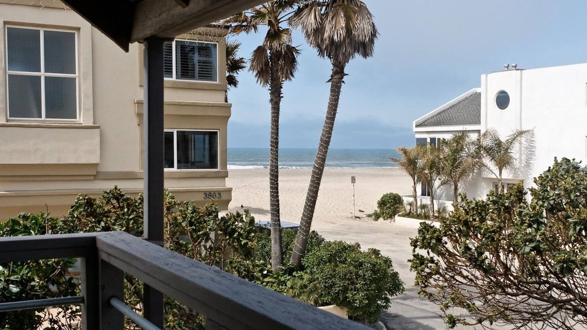 Hollywood Beach House | 3860O Hollywood Beach Shack